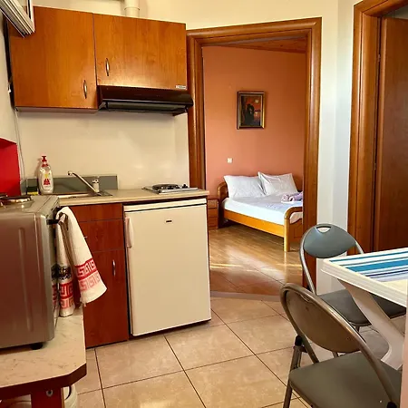 Guest house Sofias *